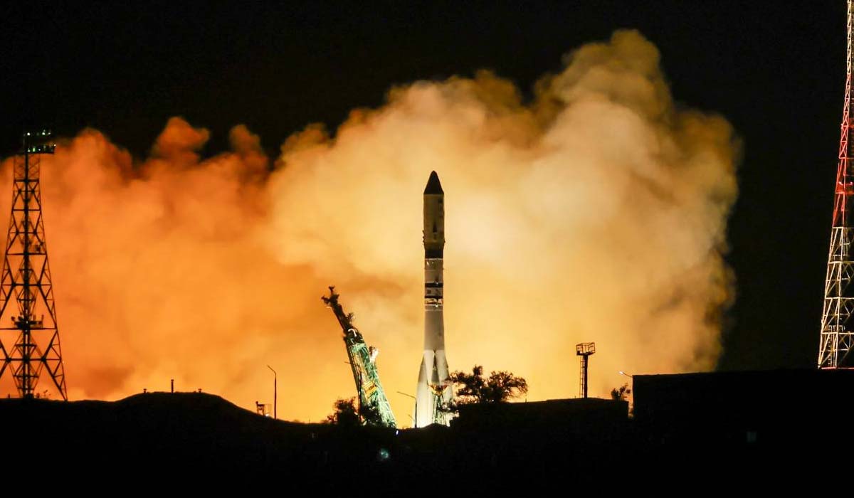 Запуск ракети Союз 2.1а с космическим грузовиком Прогресс МС-31