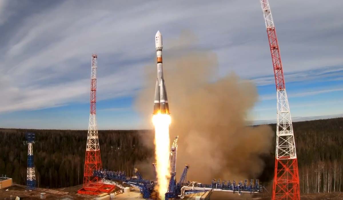 Ракета «Союз 2.1а» стартує з космодрому Плесецьк із супутником «Меридіан-М» № 21Л