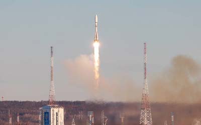 Запуск ракеты Союз-2.1б со спутниками Ионосфера-М №1-2