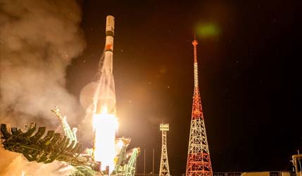 Запуск ракети Союз 2.1а з космічним кораблем Прогрес МС-30