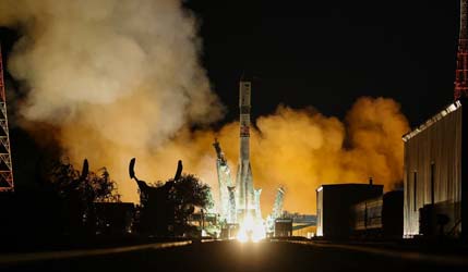 Запуск ракеты Союз 2.1а с космическим грузовиком Прогресс МС-32