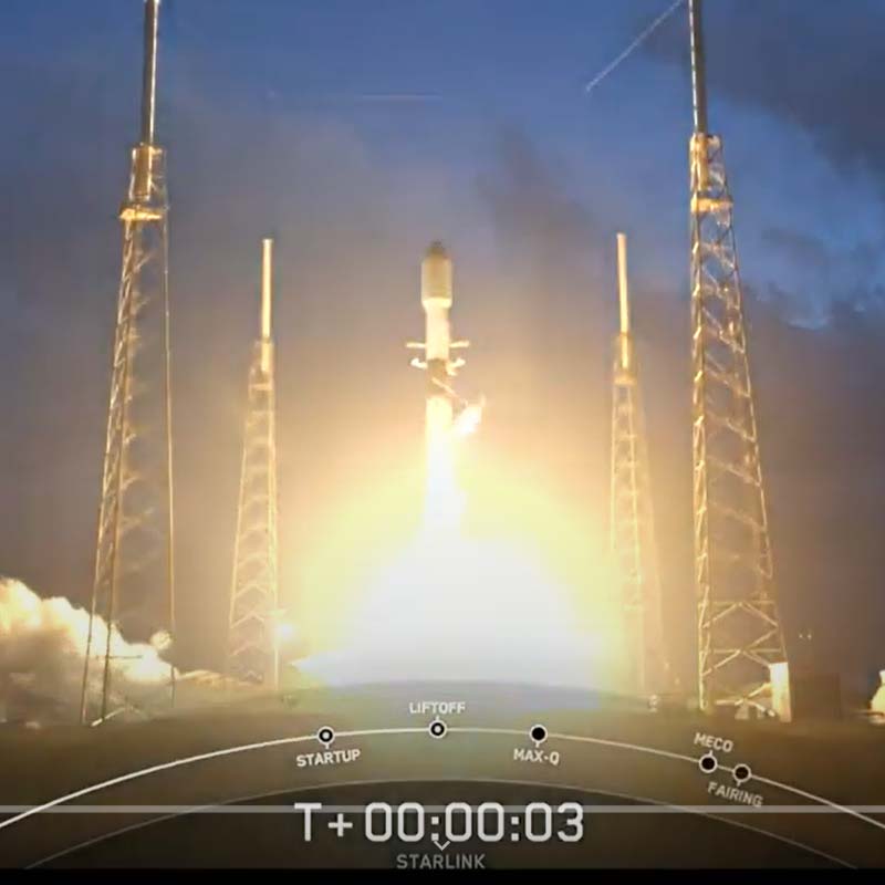 Ракета компанії SpaceX стартувала на орбіту із новою групою інтернет-супутників
