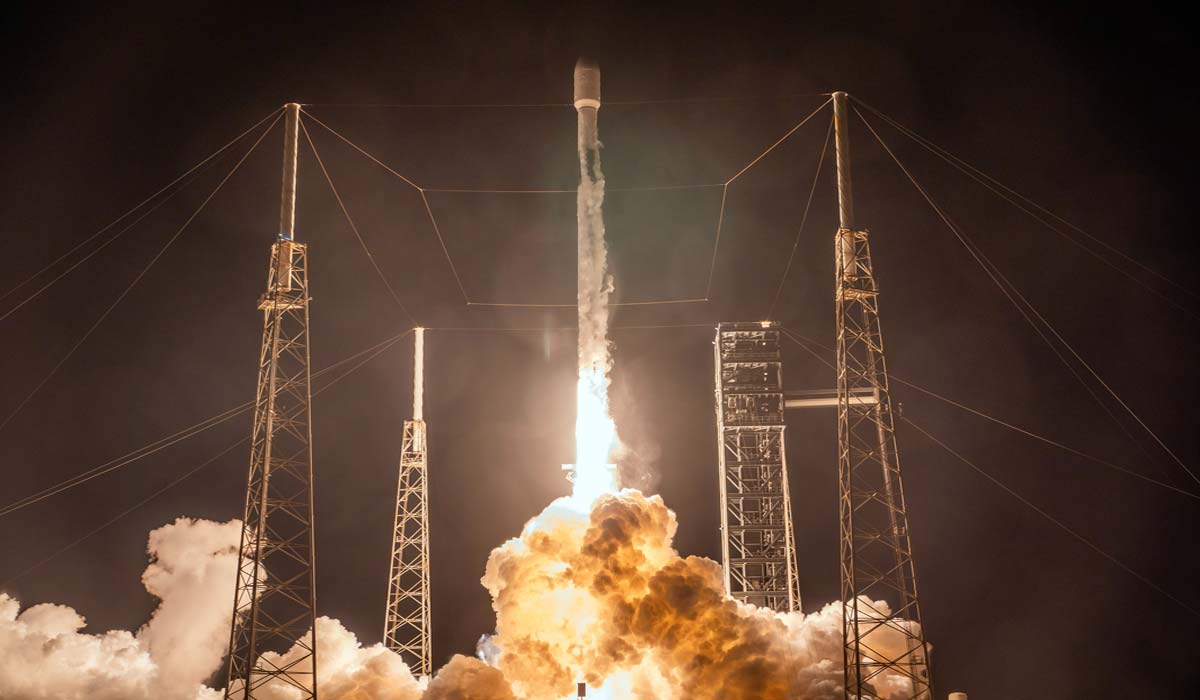 Запуск ракеты Falcon 9 Block 5 со спутником SXM-11 с мыса Канаверал 29 июня 2026 года