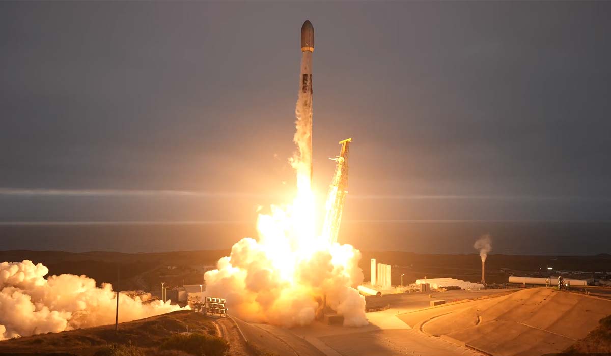 Запуск ракети Falcon 9 Block 5 із супутниками Starlink Group 17-46 з бази Ванденберг
