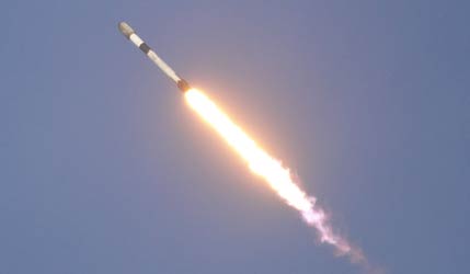Запуск ракети Falcon 9 Block 5 з бази Ванденберг у рамках місії USSF-385