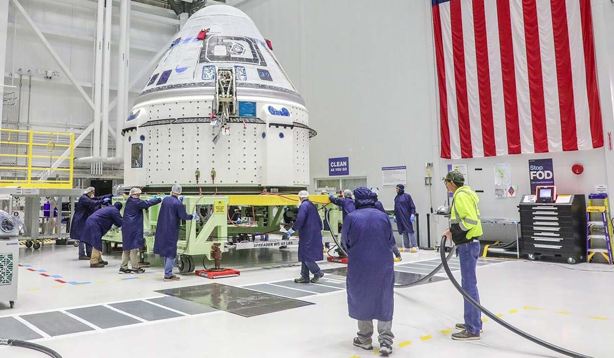 Boeing начинает заправлять топливом капсулу Starliner перед первым запуском с экипажем