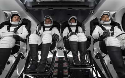 Екіпаж Crew-5 місії NASA SpaceX поселяється в Кеннеді, завершуючи підготовку до польоту