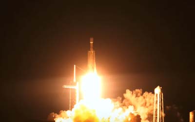 Запуск ракеты SpaceX Falcon Heavy со спутником ViaSat-3 Americas